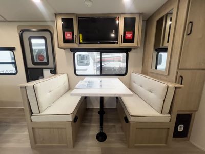 2026 Grand Design IMAGINE XLS - Photo 12