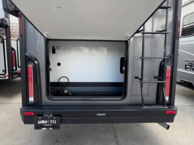 2027 Winnebago EKKO — photo 30 view