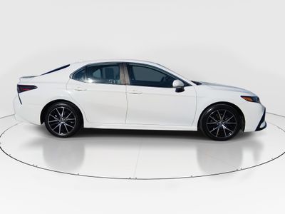 2024 Toyota Camry - Photo 8