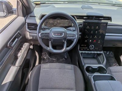 2025 GMC Terrain — photo 18 view