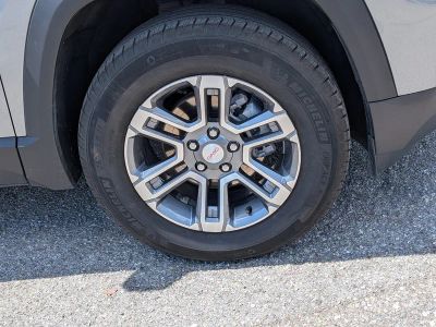 2025 GMC Terrain — photo 11 view