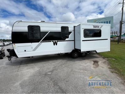 2026 Winnebago Thrive - Photo 4
