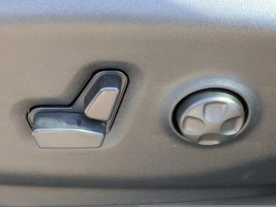 2026 Chrysler Pacifica — photo 17 view