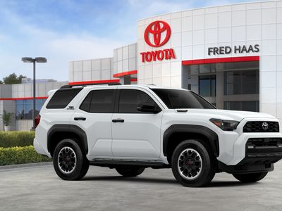 2026 Toyota 4Runner i-FORCE MAX - Photo 16