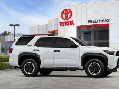 2026 Toyota 4Runner i-FORCE MAX - Photo 15