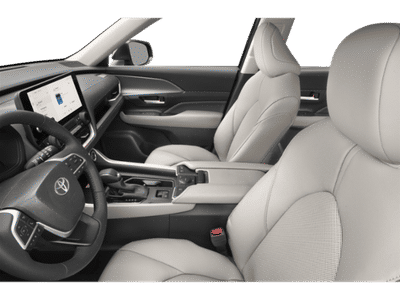 2026 Toyota Grand Highlander Hybrid - Photo 14