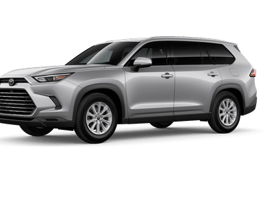 2026 Toyota Grand Highlander Hybrid - Photo 2