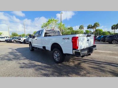 2025 Ford F-350SD — photo 44 view