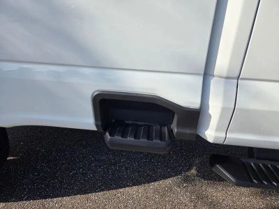 2025 Ford F-350SD — photo 29 view