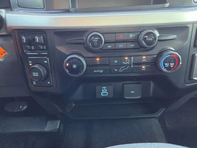 2025 Ford F-350SD — photo 16 view
