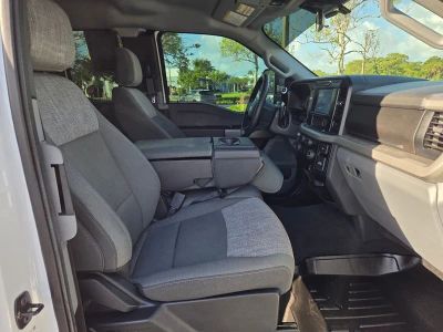 2025 Ford F-350SD — photo 31 view