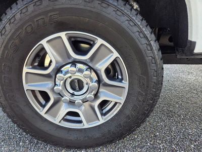 2025 Ford F-350SD — photo 10 view