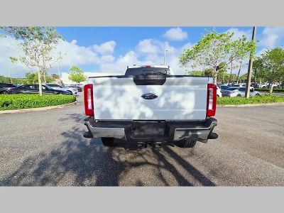 2025 Ford F-350SD — photo 41 view