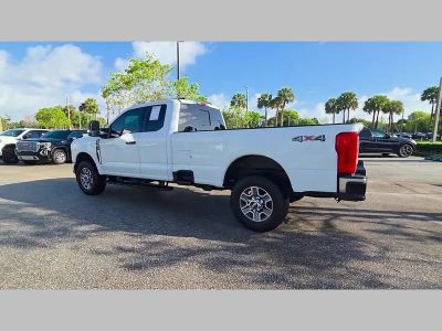 2025 Ford F-350SD — photo 45 view
