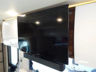 2025 Winnebago VIEW - Photo 9