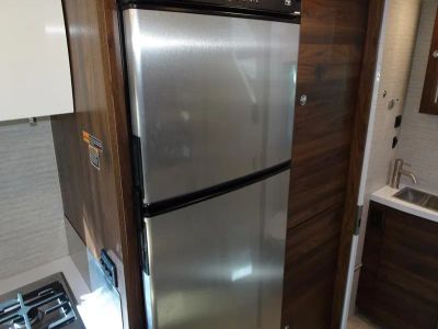 2025 Winnebago VIEW - Photo 12