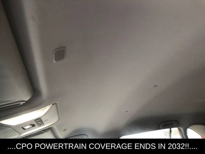 2025 Toyota RAV4 XLE - Photo 17