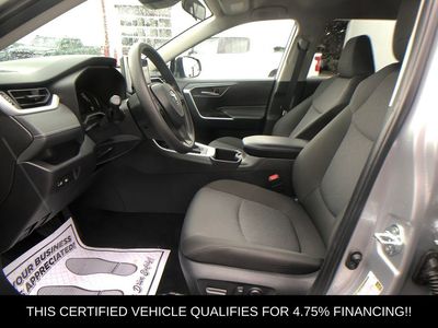 2025 Toyota RAV4 XLE - Photo 20
