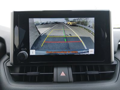 2024 Toyota RAV4 - Photo 16