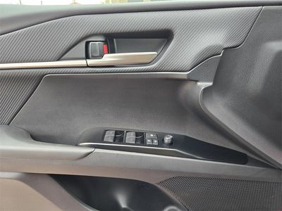 2026 Toyota Camry - Photo 15