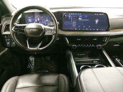 2025 Chevrolet Suburban - Photo 12