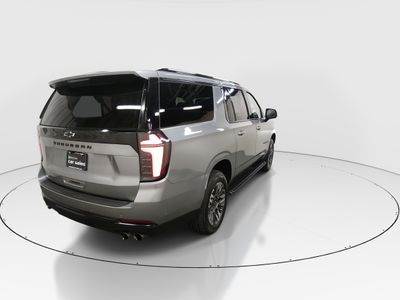 2025 Chevrolet Suburban - Photo 7