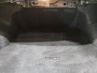 2024 Nissan Altima — photo 11 view