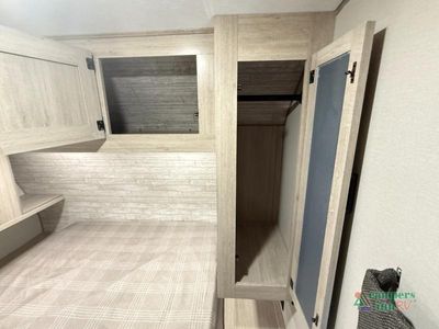 2026 Coachmen RV Catalina Legacy - Photo 39