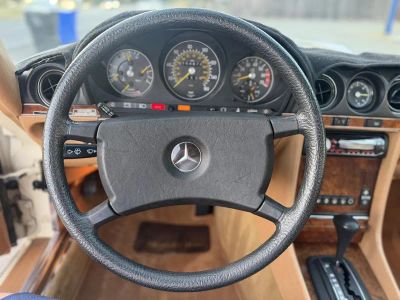 1985 Mercedes-Benz 380 — photo 13 view