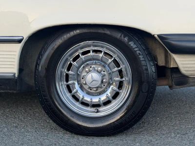 1985 Mercedes-Benz 380 — photo 9 view