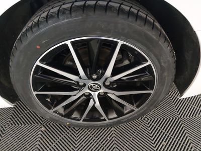2024 Toyota Camry — photo 10 view