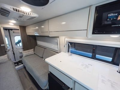 2026 Thor Motor Coach TELLARO - Photo 7