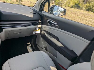 2026 Kia Sportage — photo 21 view