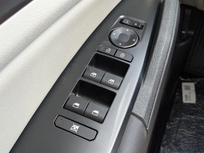 2026 Kia Sportage — photo 30 view