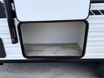 2026 HEARTLAND PROWLER — engine compartment view
