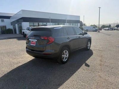 2020 GMC Terrain — detail view