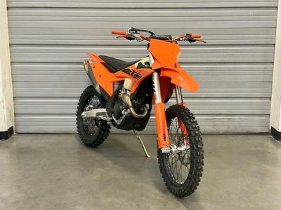 2025 KTM 250 XC-F - Photo 2
