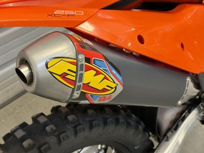 2025 KTM 250 XC-F - Photo 7
