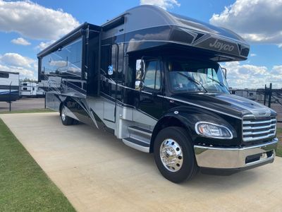 2026 Jayco Seneca - Photo 1