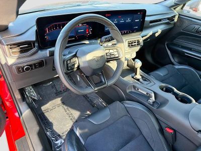 2025 Ford Mustang — photo 24 view