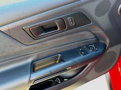 2025 Ford Mustang — photo 21 view