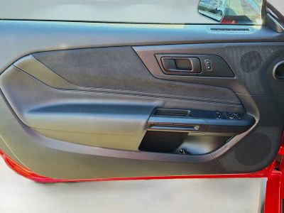 2025 Ford Mustang — photo 20 view