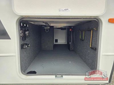 2025 Model I 275 - Photo 3