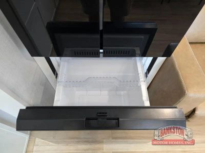 2025 Model I 275 - Photo 16