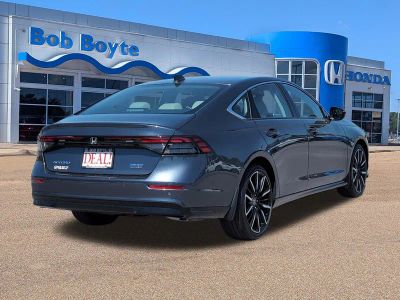 2026 Honda Accord Hybrid - Photo 5