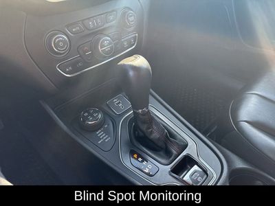 2021 Jeep Cherokee Trailhawk - Photo 23