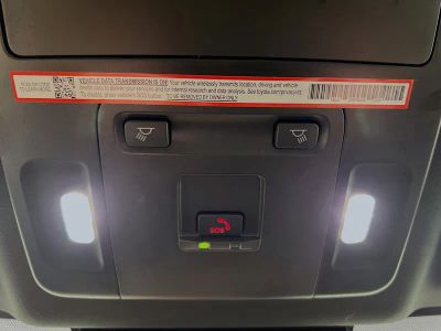 2025 Toyota Camry — photo 18 view