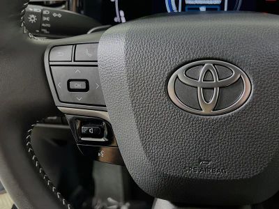 2025 Toyota Camry — photo 16 view