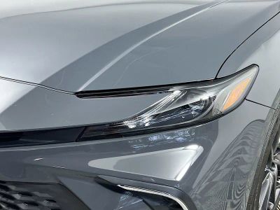 2025 Toyota Camry — photo 9 view