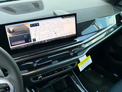 2026 BMW X5 — photo 28 view